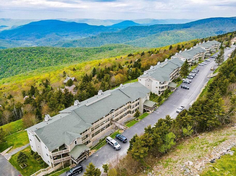 202D Summit - Completely Remodeled Modern Condo In Summit! Snowshoe Luaran gambar