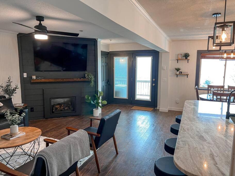 202D Summit - Completely Remodeled Modern Condo In Summit! Snowshoe Luaran gambar